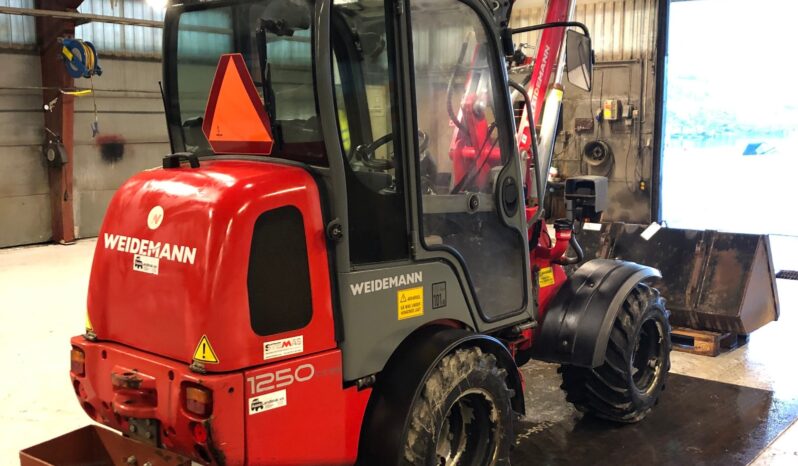
Weidemann 1250 CX35 full									