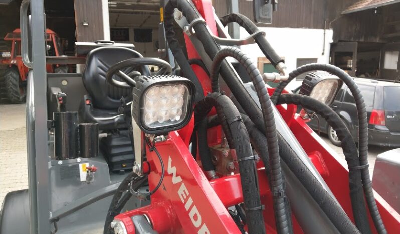 
Weidemann 1350 CX45 full									